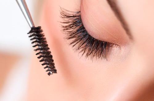 Тушь для ламинирования ресниц. Можно ли красить ламинированные ресницы тушью и краской