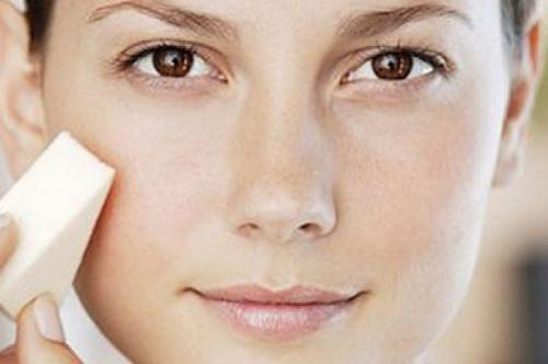 Как правильно пользоваться консилером в палетке на каждый день. Как правильно пользоваться палеткой консилеров чтобы срыть несовершенства кожи