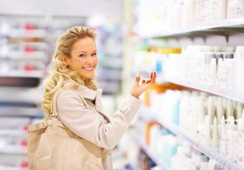 Можно ли взрослым пользоваться детским кремом для лица взрослым. Можно ли взрослым пользоваться детским кремом: отзывы косметологов