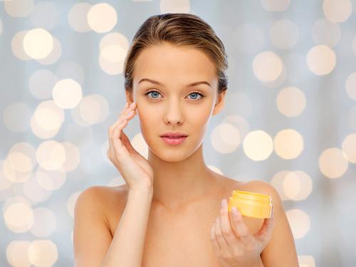 Хороший жирный крем для лица для сухой кожи. Кому нужен жирный крем для лица и зачем?