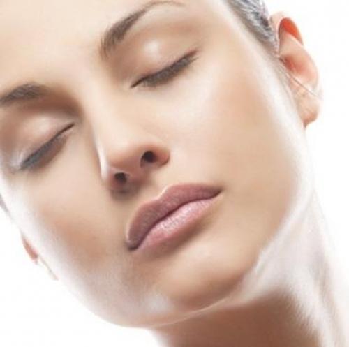 Алмазная чистка лица: что это за процедура