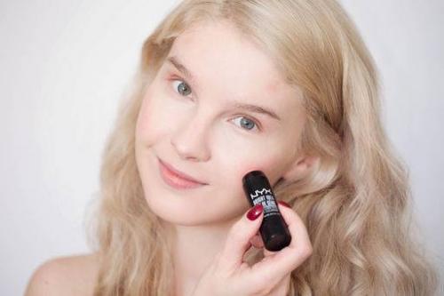 Легкий повседневный макияж для серо-голубых глаз. Легкий повседневный макияж для голубых глаз