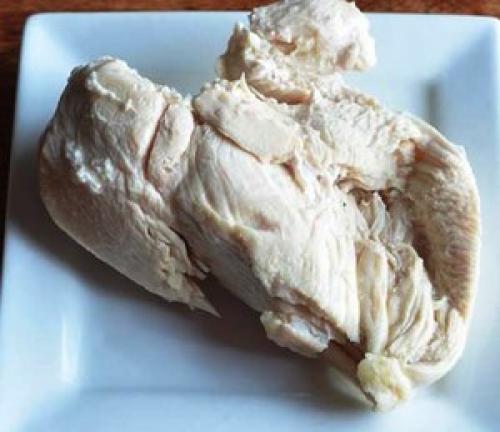 Вареная куриная грудка без кожи калорийность. Калорийность куриной грудки: в 100 граммах отварной без кожи
