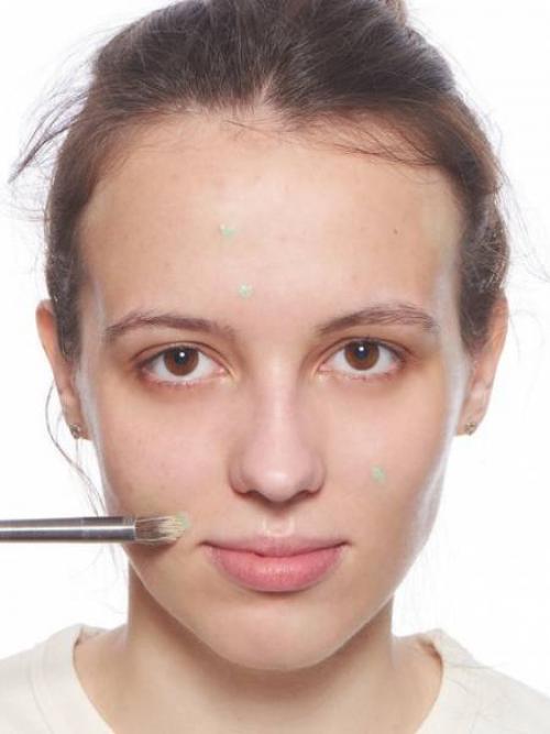 Как использовать розовый консилер. Как пользоваться палеткой консилеров для лица: пошаговая фотоинструкция