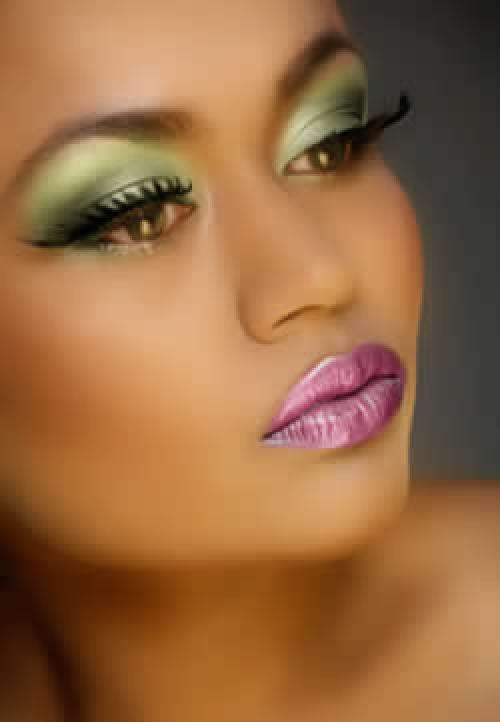 Маленькие круглые глаза. Макияж для маленьких глаз