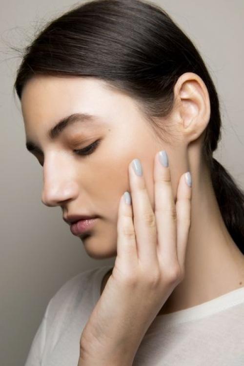 Контуринг носа с горбинкой. Как скрыть горбинку на носу с помощью макияжа?