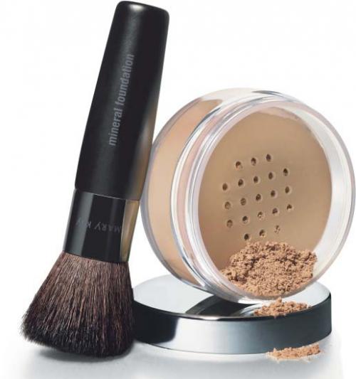 Набор косметики для профессионального макияжа. Как собрать базовый набор для макияжа