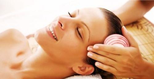 Алмазная чистка лица: что это за процедура