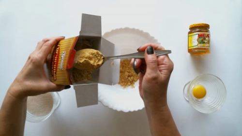 Маска для жирных волос с горчицей. Спасение для жирных волос: горчичная маска