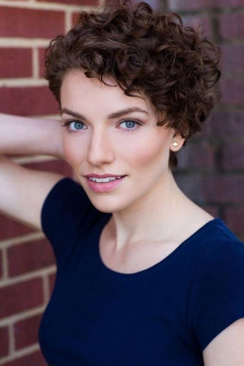 Средство для укладки для кудрявых волос. Немного об уходе за вьющимися волосами 02