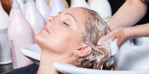 Шампунь для чувствительной кожи головы рейтинг. Шампунь для чувствительной кожи головы - отзывы и рейтинг лучших успокаивающих средств для волос