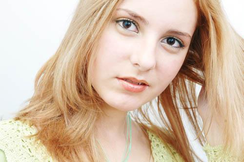 Окрашивание тонких волос. В чем причина тонкости