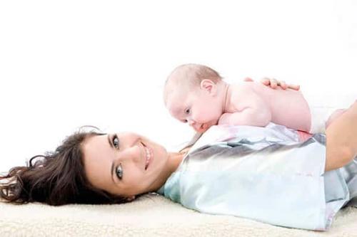 Причины выпадения волос у молодых девушек. Гормональные изменения