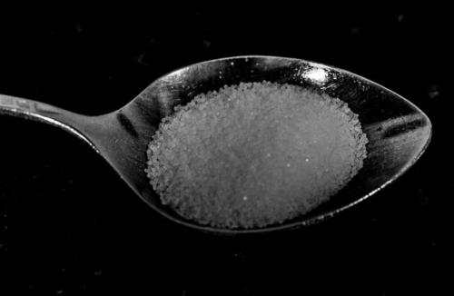 Как почистить кожу головы солью. Глубокая очистка кожи головы солью в домашних условиях