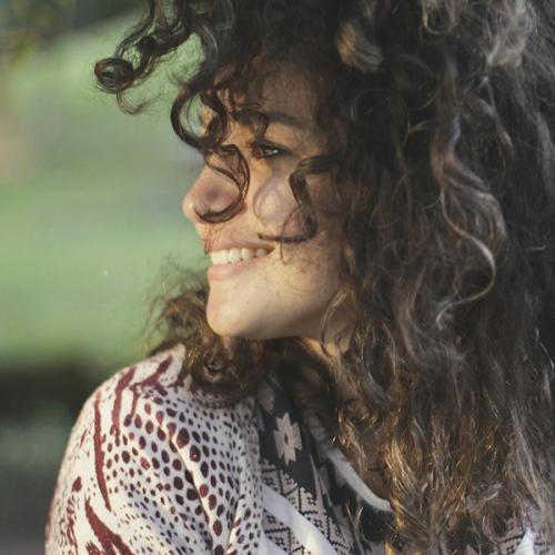 Пушистые волосы у мужчин. Почему волосы пушатся? Причины, приводящие к распушиванию