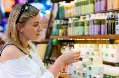 Осветляющий порошок сколько держать на волосах. Плюсы и минусы порошка для осветления 06 Осветляющий порошок сколько держать на волосах. Плюсы и минусы порошка для осветления 06