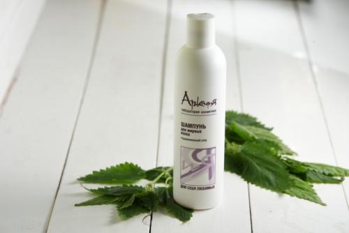 Как мыть волосы жирные. Как правильно ухаживать за жирными волосами и чем их мыть 03