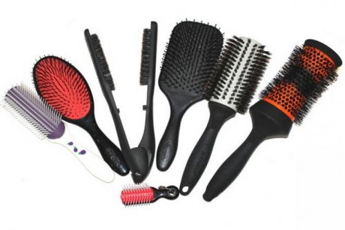 Расчески для длинных волос. Как правильно подобрать расческу для волос