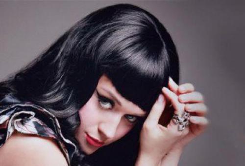 Как покрасить волосы басмой в черный цвет без хны. Показания и противопоказания к черному цвету волос