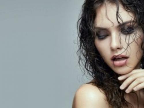 Средство для укладки кудрявых волос. Немного об уходе за вьющимися волосами 09 Средство для укладки кудрявых волос. Немного об уходе за вьющимися волосами 09