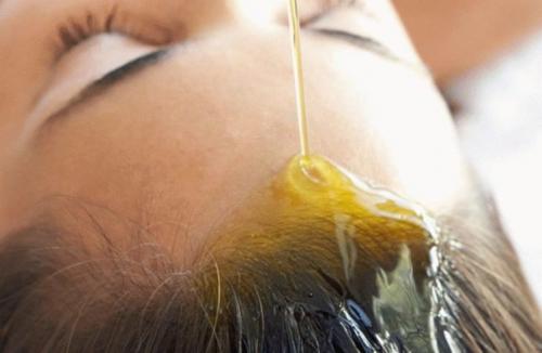 Маска для волос льняное масло яйцо мед. Простая маска для волос: льняное масло, желток и мед