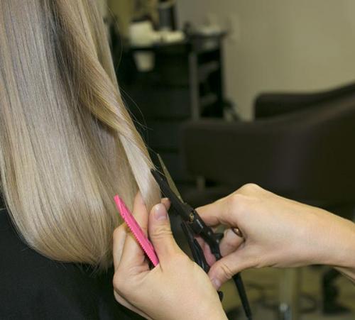 Стрижка горячими ножницами миф. Стрижка волос горячими ножницами: плюсы, минусы и мифы
