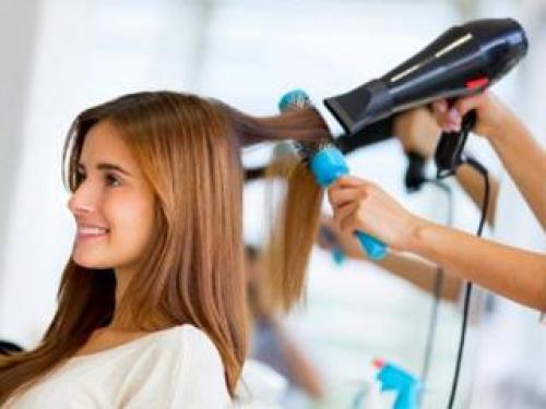 Как сделать, чтобы волосы были прямыми без утюжка. Как сделать волосы прямыми без утюжка в домашних условиях? 12