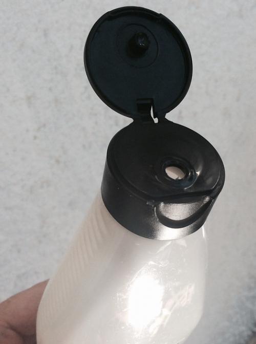 Шампунь Redken для глубокой очистки кожи и волос Hair Cleansing Cream shampoo. Глубоко очищающий шампунь с кислотами Redken Hair Cleansing Cream