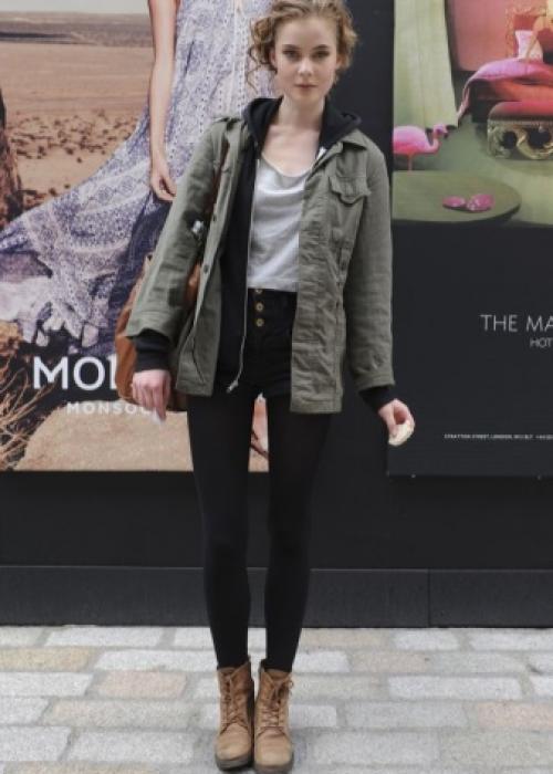 Осенняя одежда для женщин посл.  Шикарный возраст: модные осенние образы 2019 от женщин-блогеров после 50 07