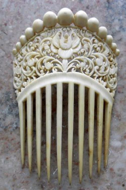 Какую расческу выбрать для волос. Модели щёток и расчёсок 08 Какую расческу выбрать для волос. Модели щёток и расчёсок 08