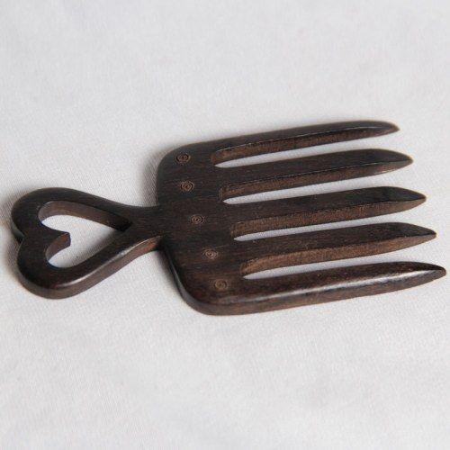 Какую расческу выбрать для волос. Модели щёток и расчёсок 10 Какую расческу выбрать для волос. Модели щёток и расчёсок 10