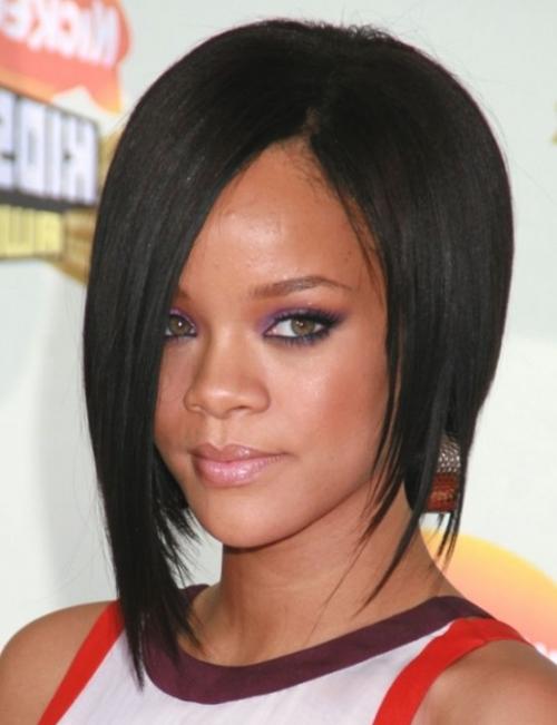 Практичная стрижка на средние волосы. Совершенное каре