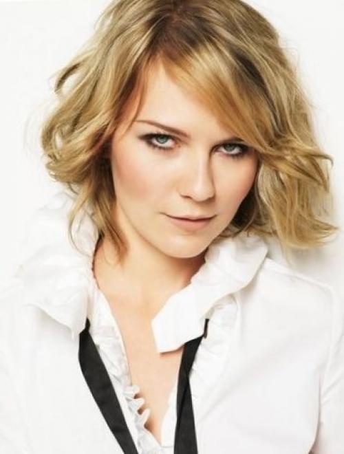 Практичная стрижка на средние волосы. Совершенное каре