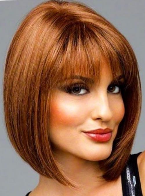 Практичная стрижка на средние волосы. Совершенное каре