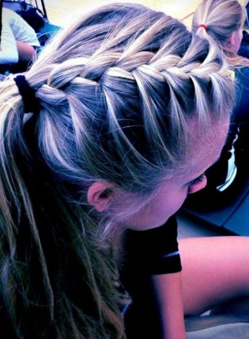 Прически на короткие волосы для девочек 15 лет. Современные косы