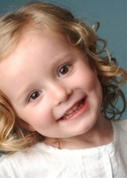 Девочке 2 года прически. Общие требования 06