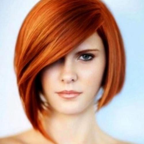 Прически на короткие волосы каре с удлинением. Варианты стрижек 06