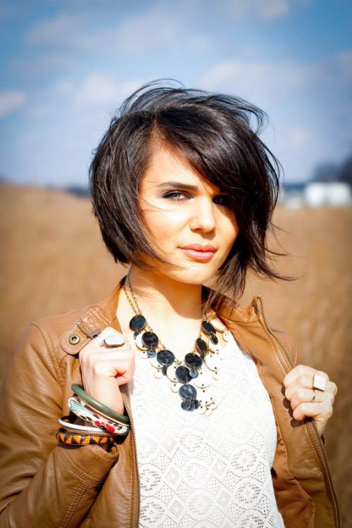 Стрижки каре женские на средние волосы. Модная стрижка каре в 2019 году 31 Стрижки каре женские на средние волосы. Модная стрижка каре в 2019 году 31