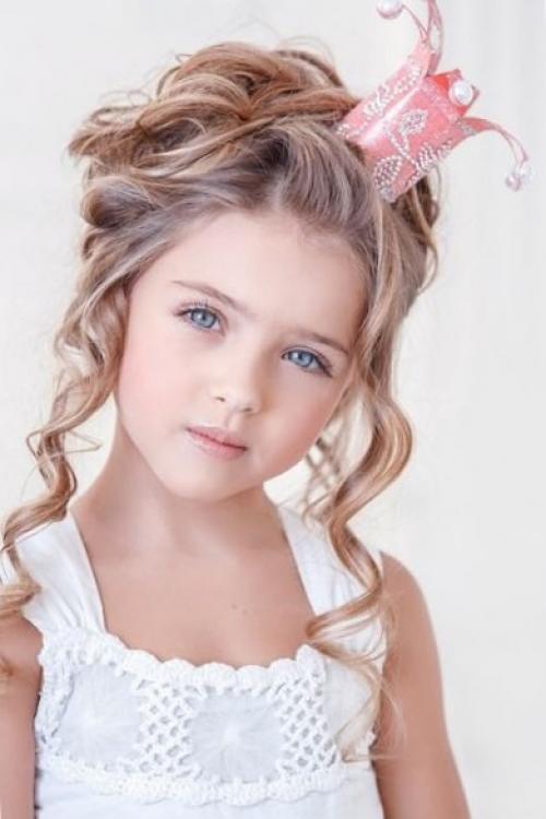 Детские прически на короткие волосы на выпускной. Локоны