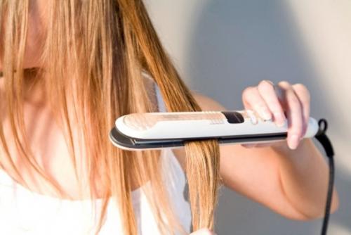 Накрученные волосы средней длины без челки. Красивые прически на средние волосы для женщин 50+ 10