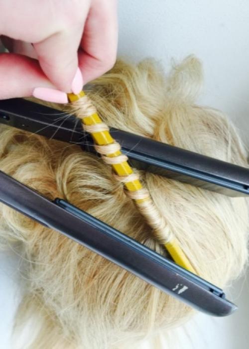 Накрученные волосы средней длины без челки. Красивые прически на средние волосы для женщин 50+ 15