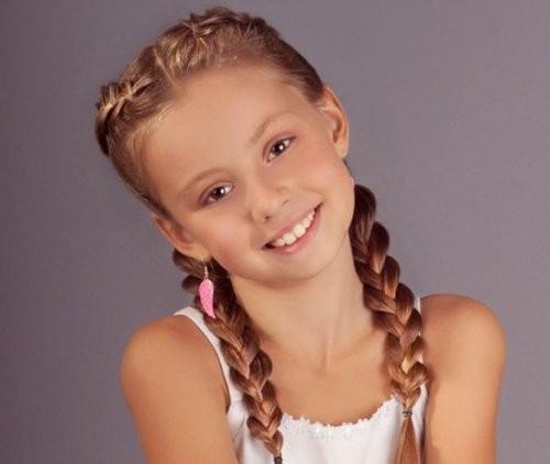 Красивые детские причёски на длинные волосы. Детские прически в школу на длинные волосы