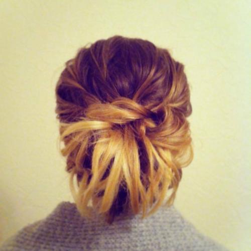 Как сделать естественный беспорядок на голове. Творческий беспорядок от Ники Карп