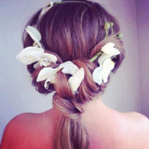 Как сделать естественный беспорядок на голове. Творческий беспорядок от Ники Карп