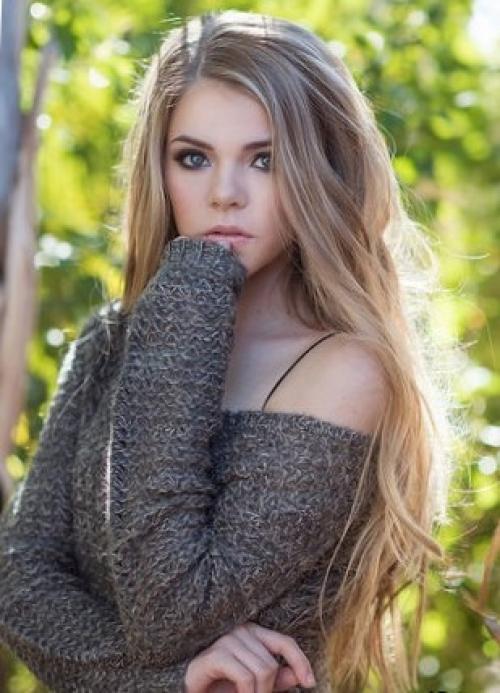 Прическа на длинные волосы девочке подростку. Школьные варианты стрижек для подростков — правильный выбор прически для девочки