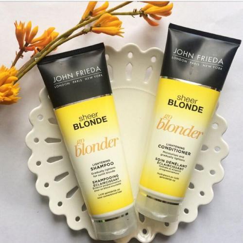 Как осветлить волосы порошком. Покупные средства