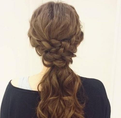 Прически на редкие волосы до плеч. Вечерние прически на тонкие волосы