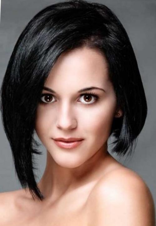 Стрижка асимметрия на среднюю длину. Асимметричная стрижка на средние волосы