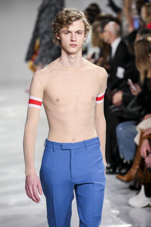 Прозрачный свитер, как носить. Свитер: 8 способов носить его красиво 14 Прозрачный свитер, как носить. Свитер: 8 способов носить его красиво 14