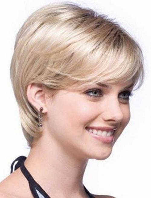 Прически на темные волосы на выпускной. Прически на короткие волосы